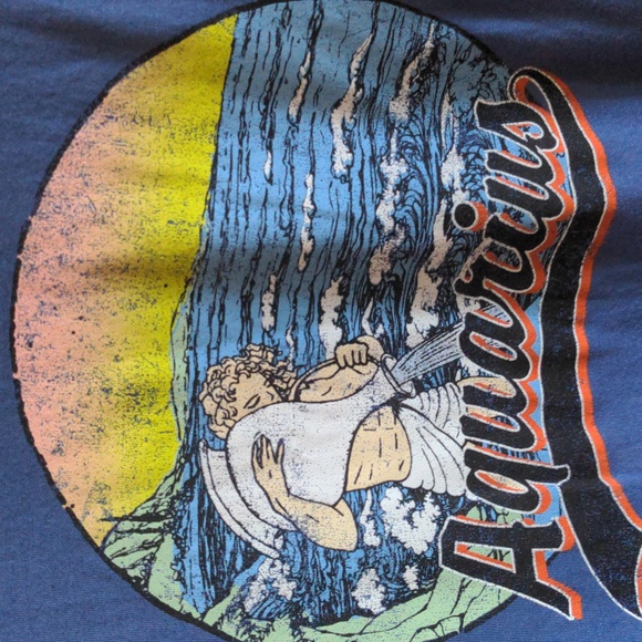 ❤️ Aquarius Blue Razorback tank 2X - Picture 3 of 6